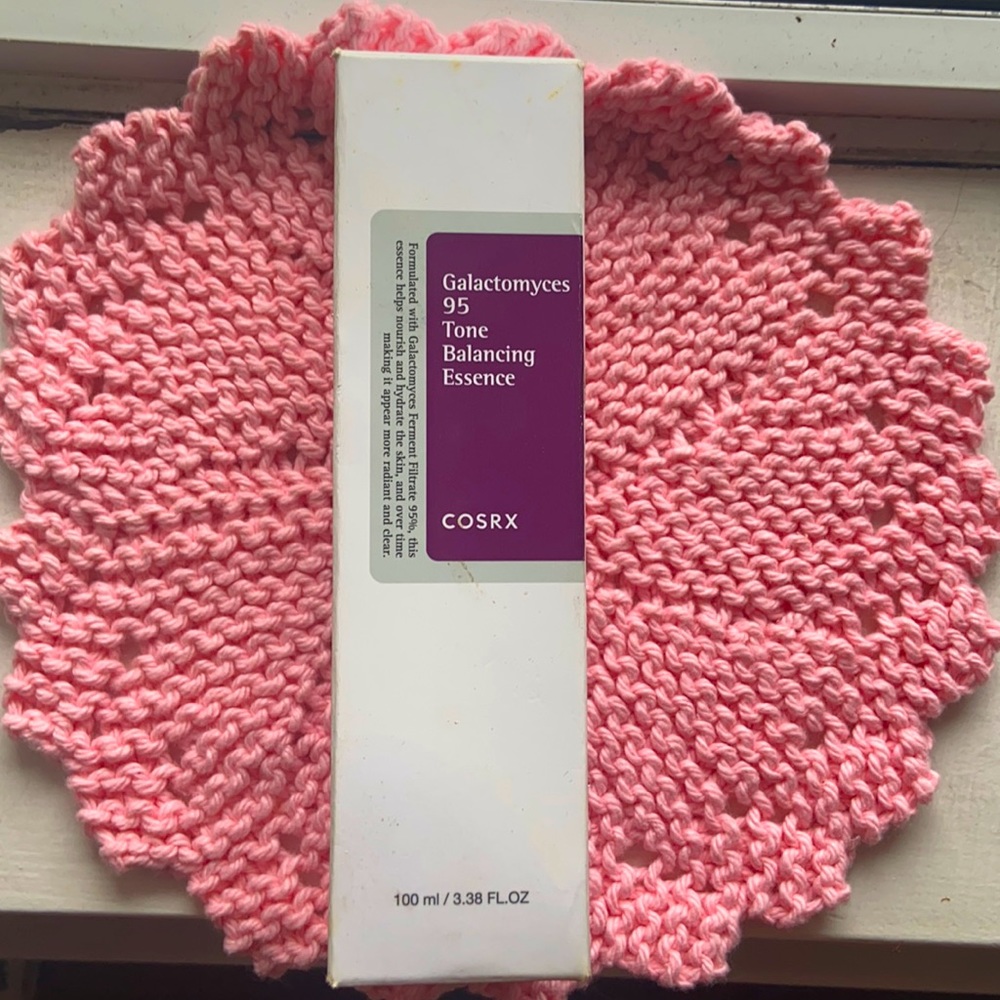 Galactomyces 95 tone balancing essence COSRX Korean Skincare